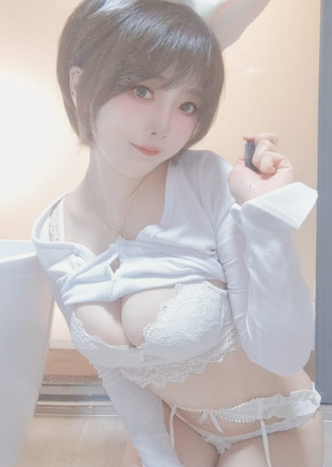 名濑弥七《兔女郎诱惑》白色蕾丝性感写真图片视频合集下载 名濑弥七《兔女郎诱惑》白色蕾丝性感写真图片视频合集下载