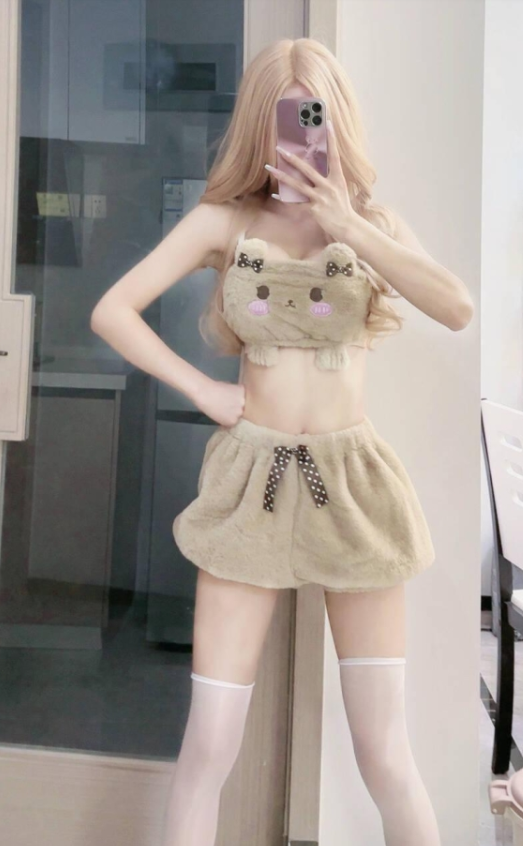 岛遇 抖音 小熊饼干《百变少女》及性感诱惑写真图片视频合集下载