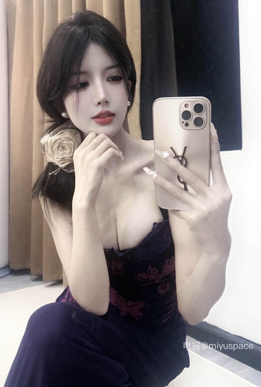 岛遇 抖音 小熊饼干《百变少女》及性感诱惑写真图片视频合集下载