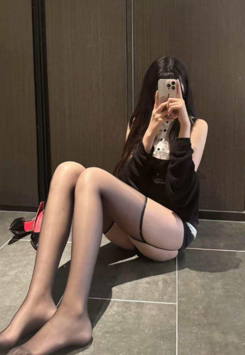 岛遇 抖音 神明同同《神秘女仆》及黑丝吊带袜诱惑写真图片视频合集下载