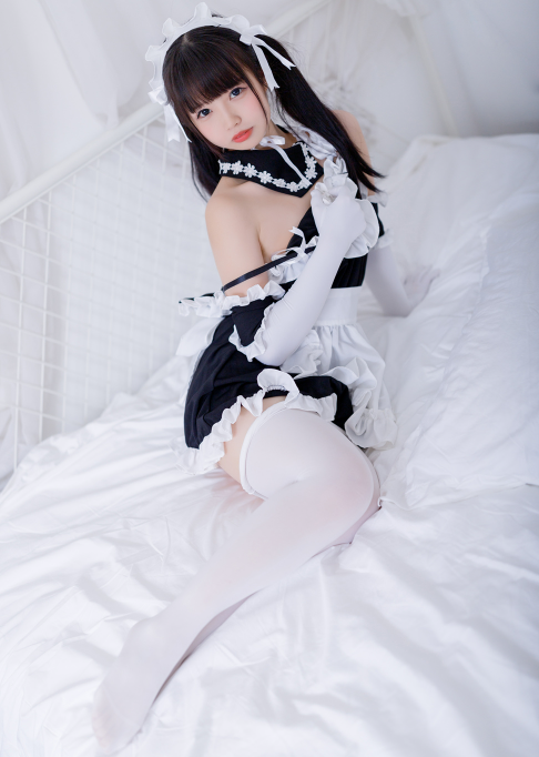 珍吱妙妙mio《女仆大人》纯欲乖巧性感写真图片视频合集下载