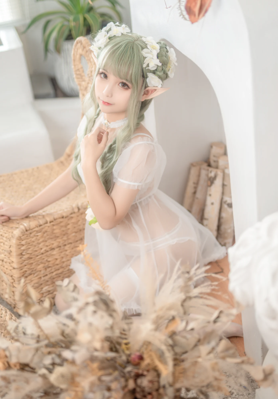 蠢沫沫《绿精灵》奇幻性感写真图片视频合集下载